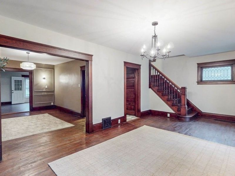 645 W Summit Street, Alliance, OH 44601 Photo 6