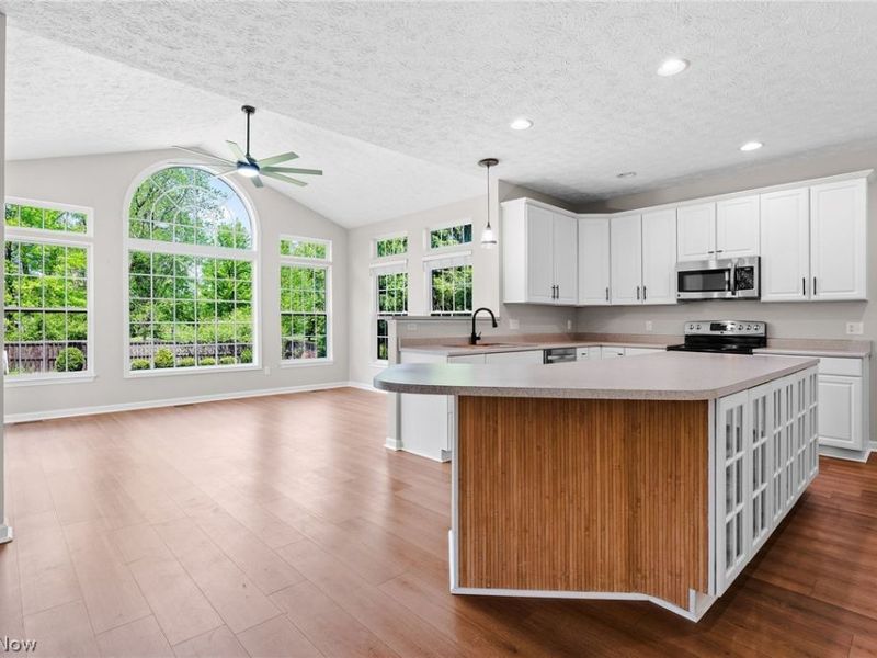 11408 Glen Abbey Drive, North Royalton, OH 44133 Photo 8