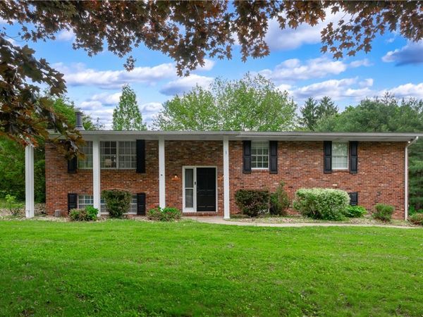400 Cherokee, Butler, PA 16001