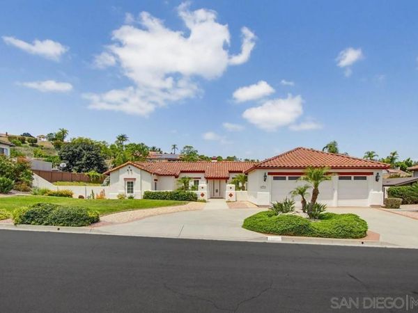 2071 Winamar, Escondido, CA 92029