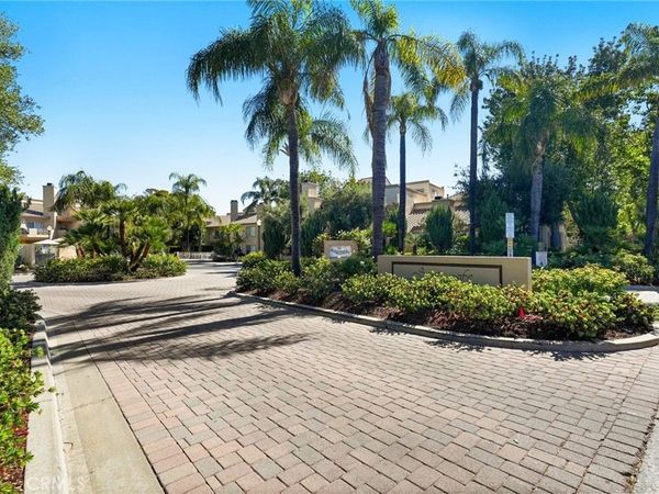 23845 Del Monte, Unit 67, Valencia, CA 91355