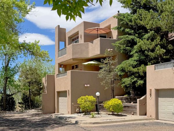 701 Viento Drive, Unit B, Santa Fe, NM 87501