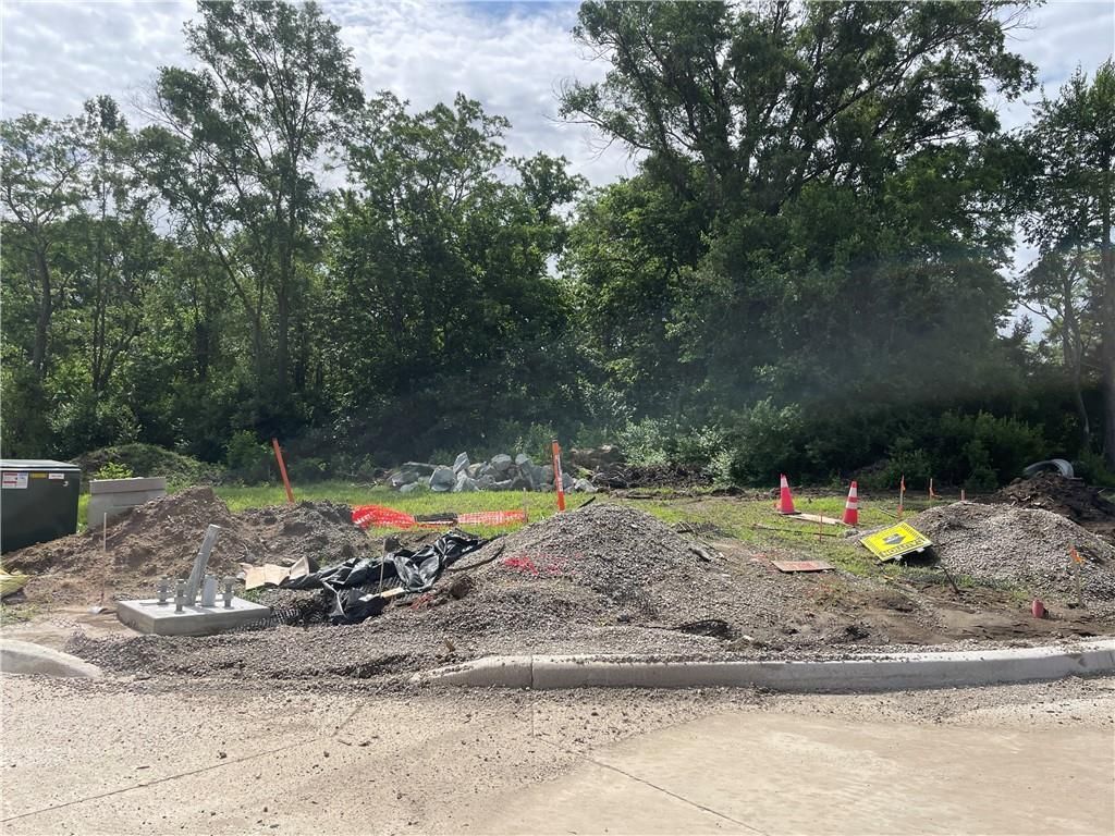 1907 & 1925 Scherer Road, Lees Summit, MO 64082 Main Photo