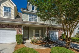 150 Dorothy Drive photo 4