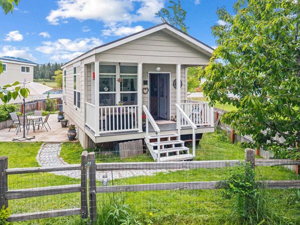 287 Guinevere Dr, Usk, WA 99180