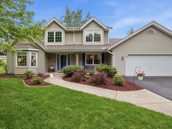 11436 W Shields Dr, Franklin, WI 53132