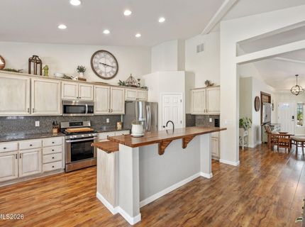 1305 Sticklebract Drive, Sparks, NV 89441 Photo