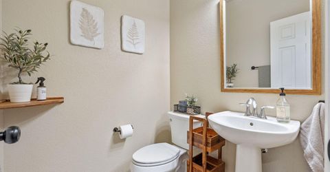 1305 Sticklebract Drive, Sparks, NV 89441 Photo