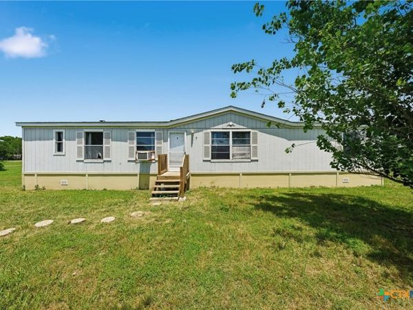 154 Hillside Drive, Troy, TX 76579