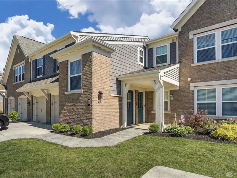 136 Waterhaven Way, Springboro, OH 45066 Photo 1
