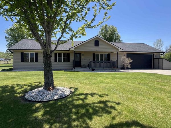 N7542 MEADOWVIEW DRIVE, Fond Du Lac, WI 54935