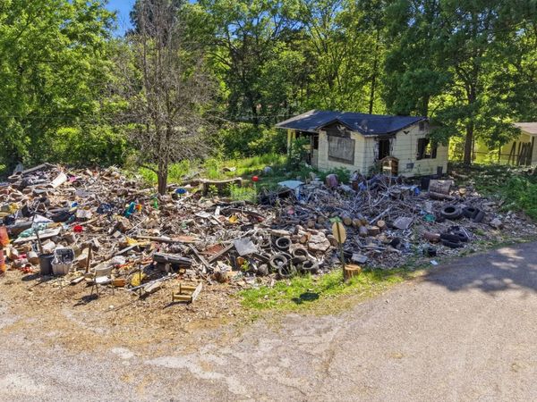 700 Adcock Rd , Shelbyville, TN 37160