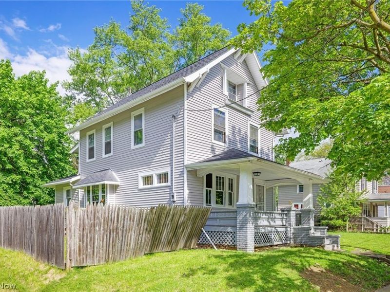 1390 Curtis Street, Akron, OH 44301 Photo 2