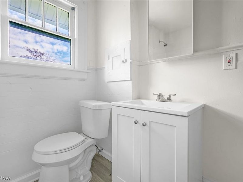 1390 Curtis Street, Akron, OH 44301 Photo 22