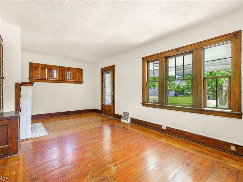 1390 Curtis Street, Akron, OH 44301 Photo 6