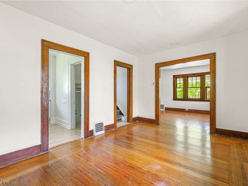 1390 Curtis Street, Akron, OH 44301 Photo 8