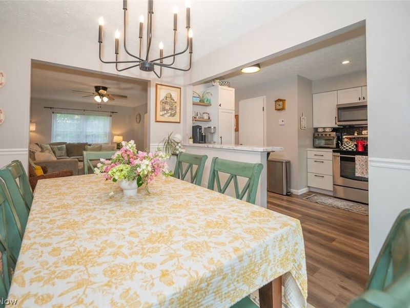 8276 Deepwood Boulevard, Mentor, OH 44060 Photo 4