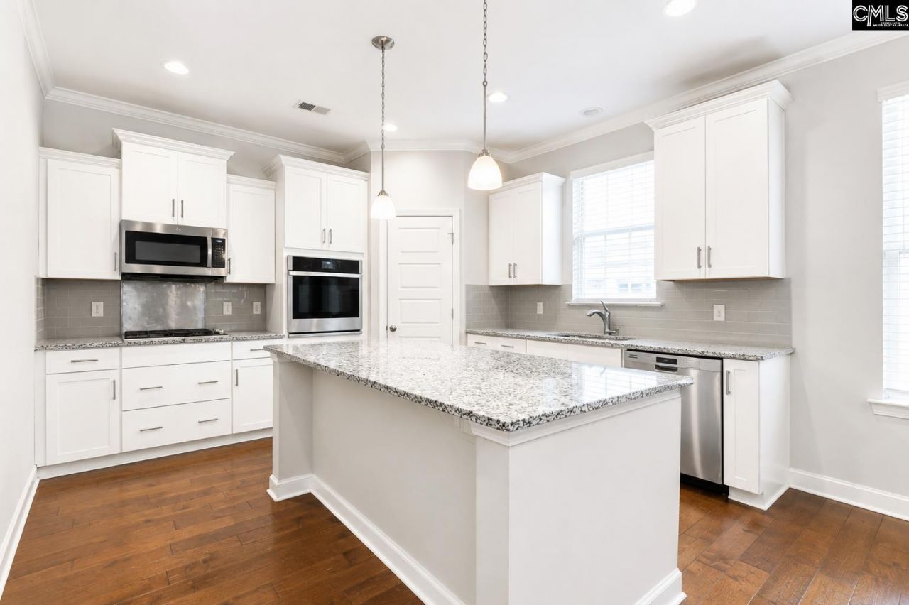 425 Maria Posada Court Photo 8