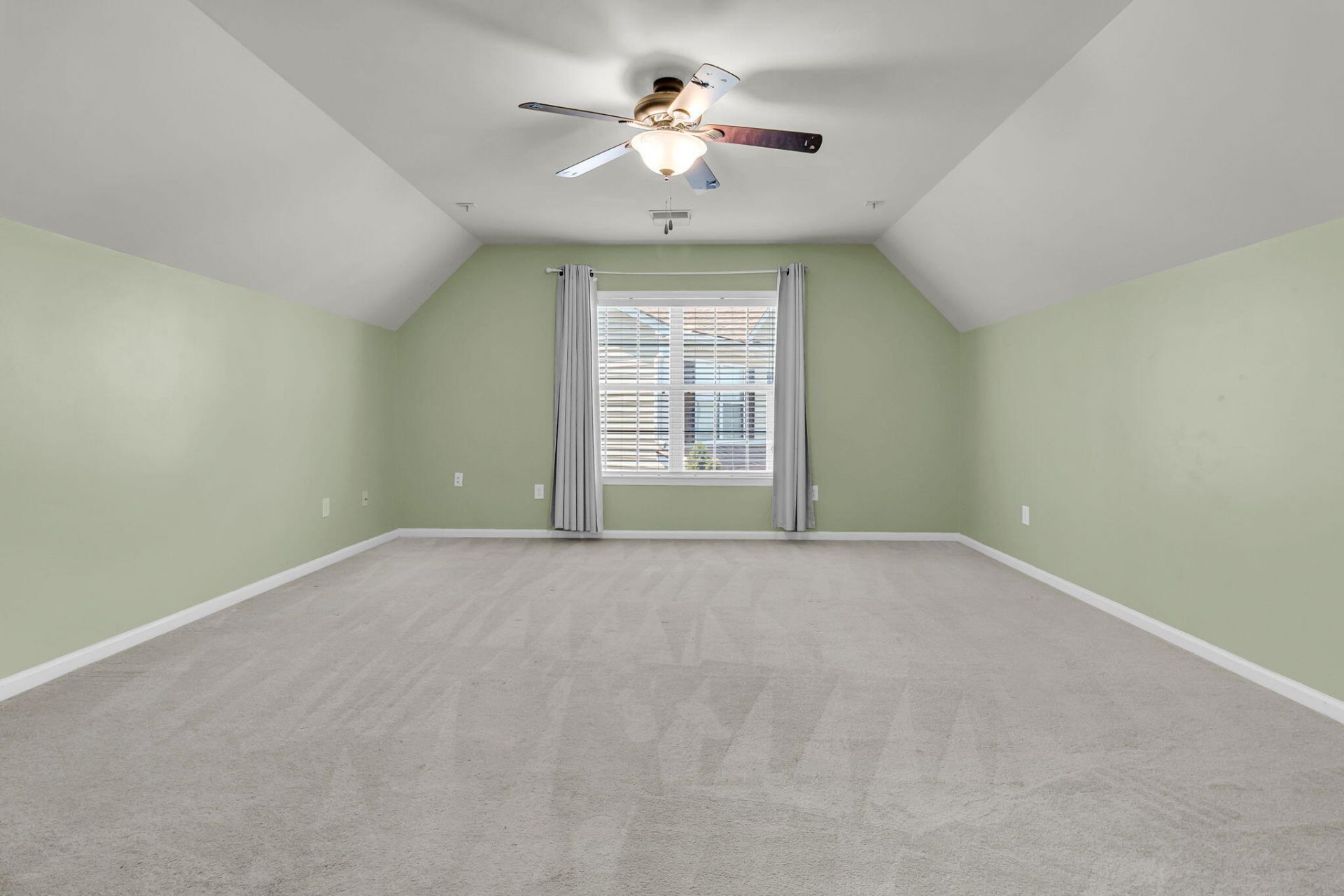 1412 Kinglet Lane Photo 33