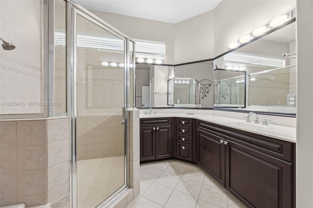 14832 Indigo Lakes Cir, Naples, FL 34119 Photo