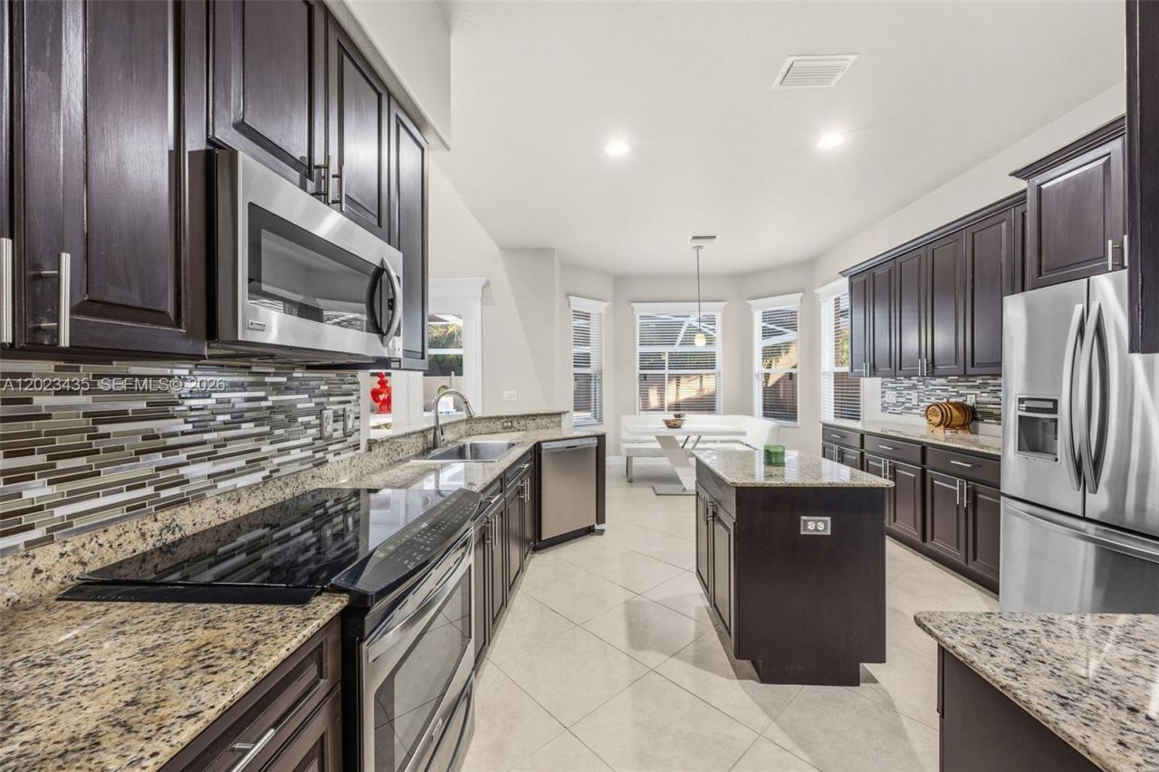 14832 Indigo Lakes Cir, Naples, FL 34119 Photo