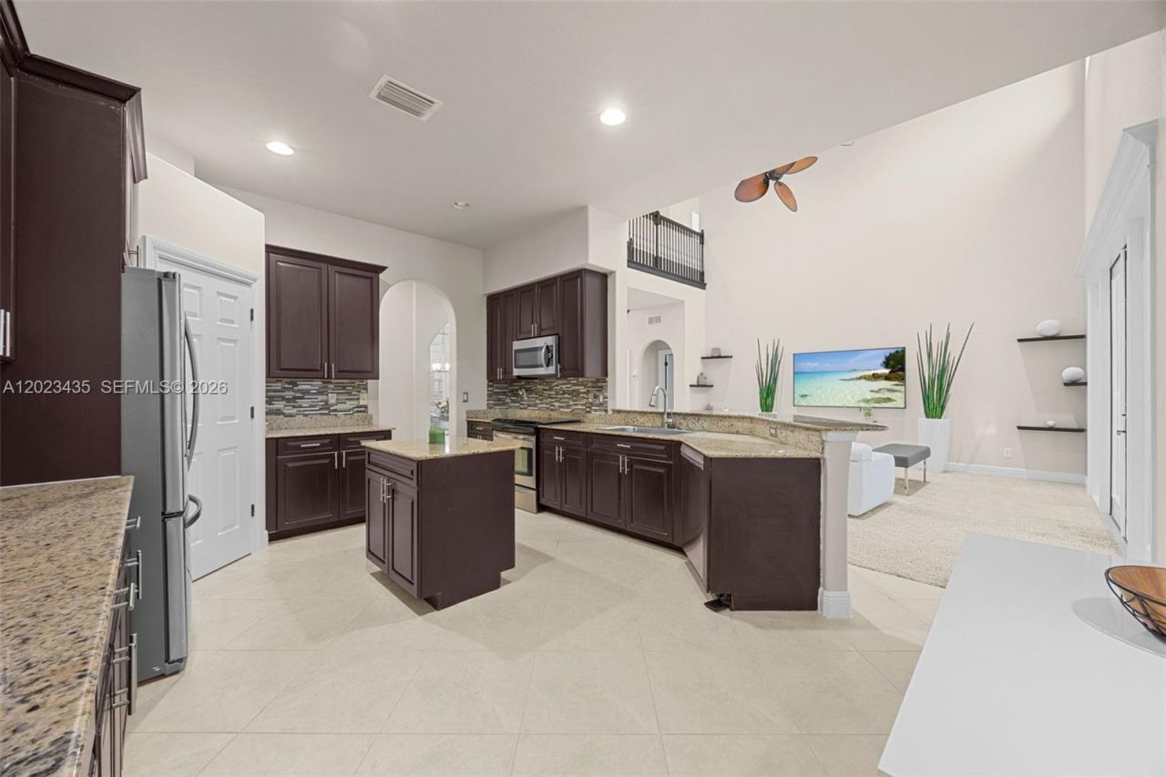 14832 Indigo Lakes Cir, Naples, FL 34119 Photo