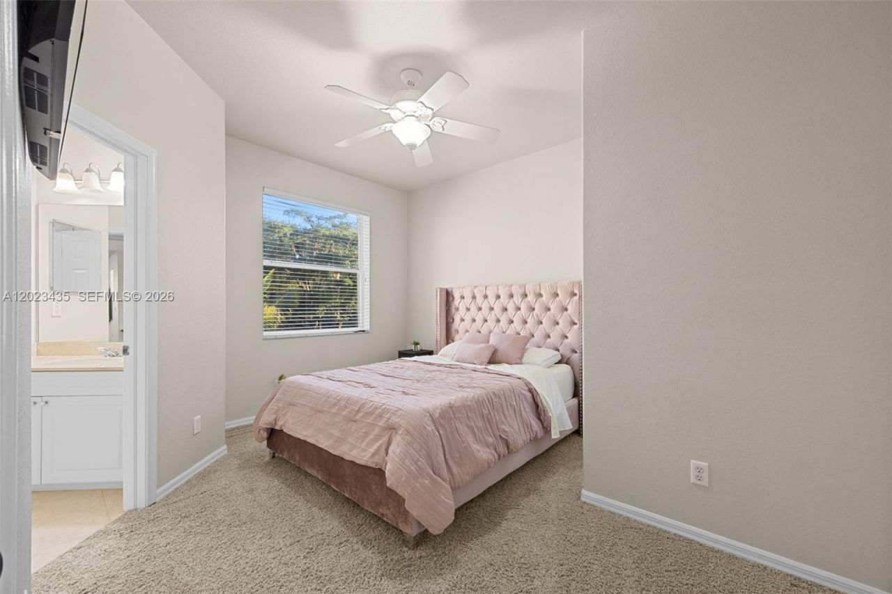 14832 Indigo Lakes Cir, Naples, FL 34119 Photo