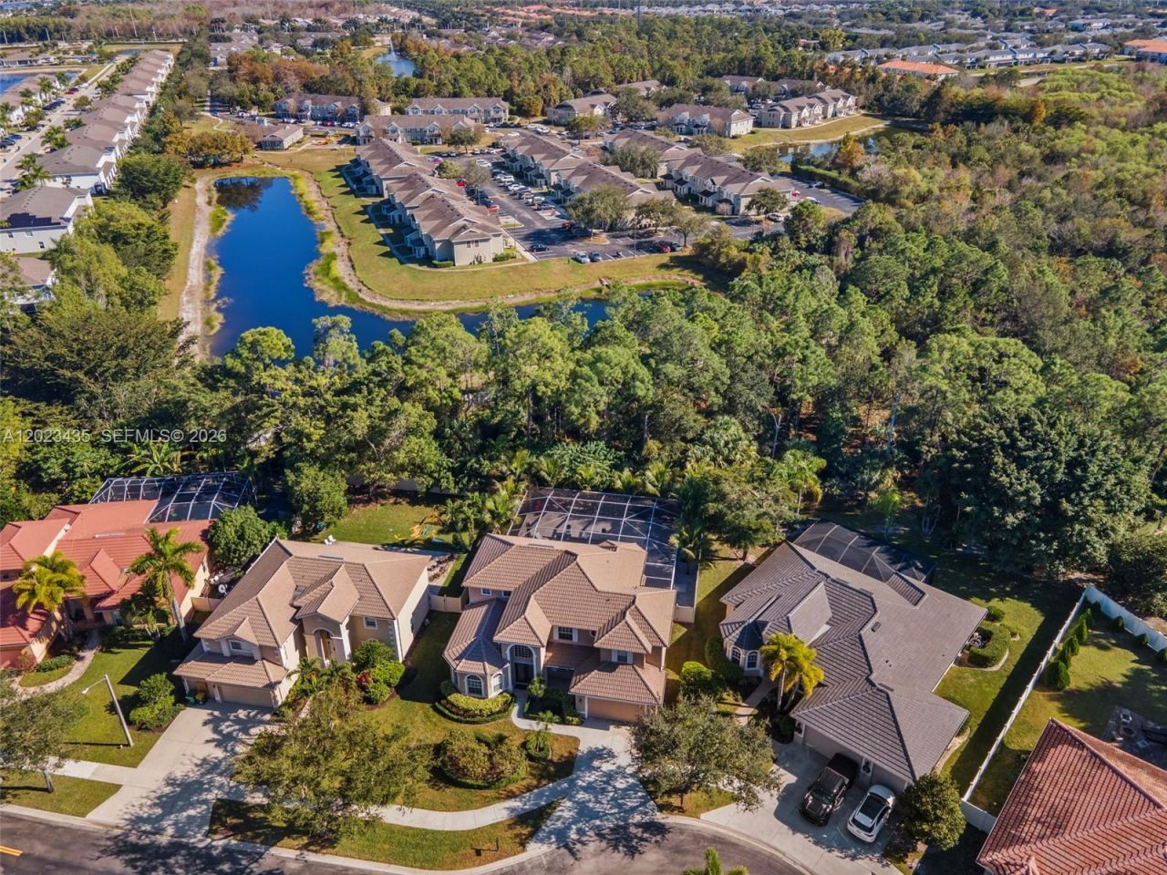 14832 Indigo Lakes Cir, Naples, FL 34119 Photo