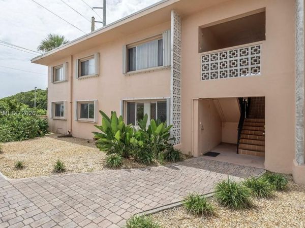 1700 Atlantic St , Unit 1, Melbourne Beach, FL 32951