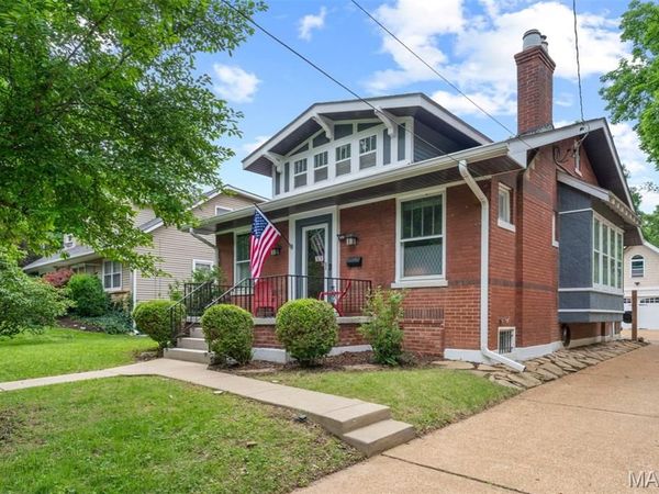 879 Greeley Avenue , St Louis, MO 63119