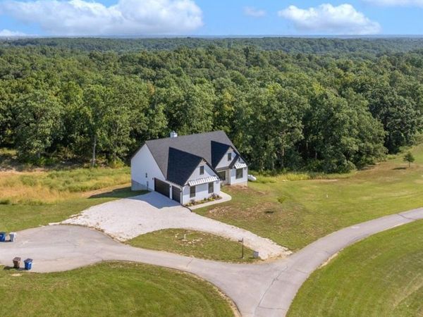 1 Phila Court, Silex, MO 63377