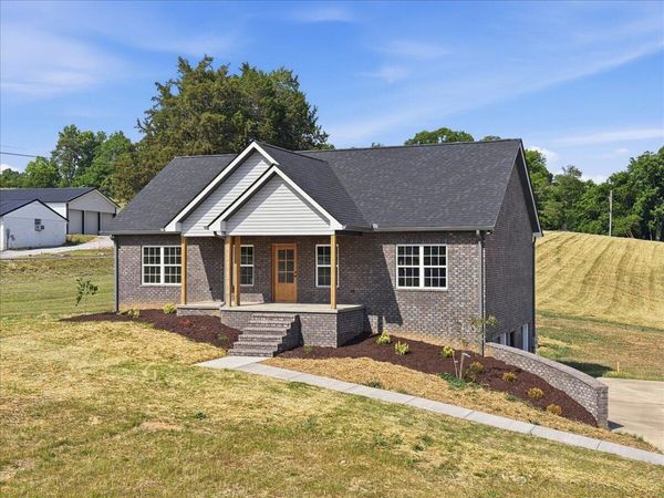2934 Boatmans Mountain Road, Morristown, TN 37814