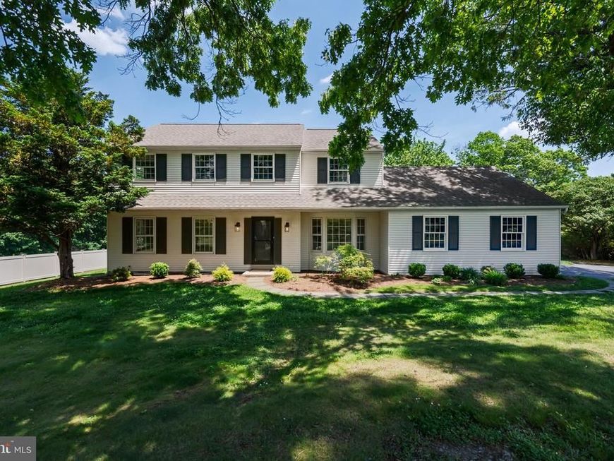 21 Collegeview Drive, Malvern, PA 19355 Main Photo