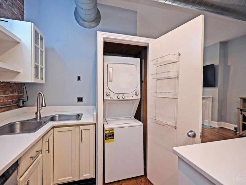 1410 Main Street, Unit 2C, Cincinnati, OH 45202 Photo 10
