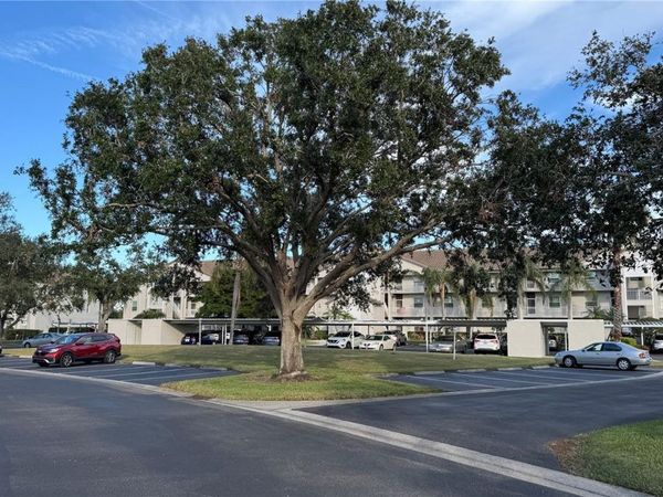 8735 OLDE HICKORY AVENUE , Unit 8306, SARASOTA, FL 34238