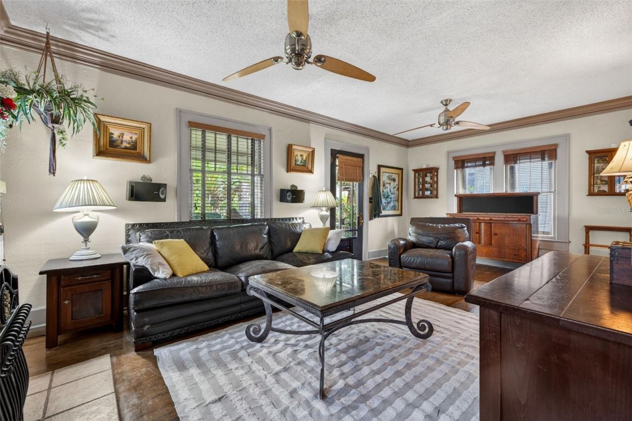 652 8th Avenue N, Saint Petersburg, FL 33701 Photo
