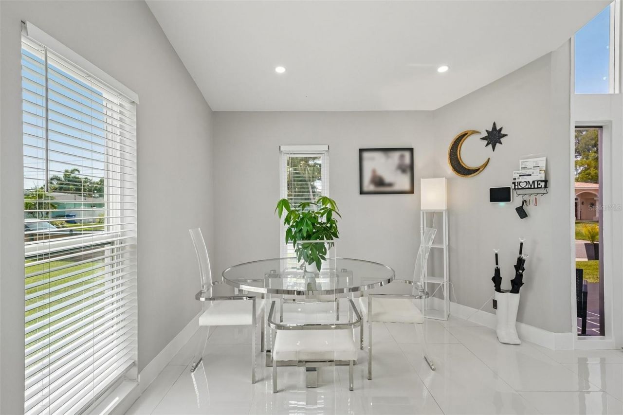 5201 Huntington Street Ne, Saint Petersburg, FL 33703 Photo