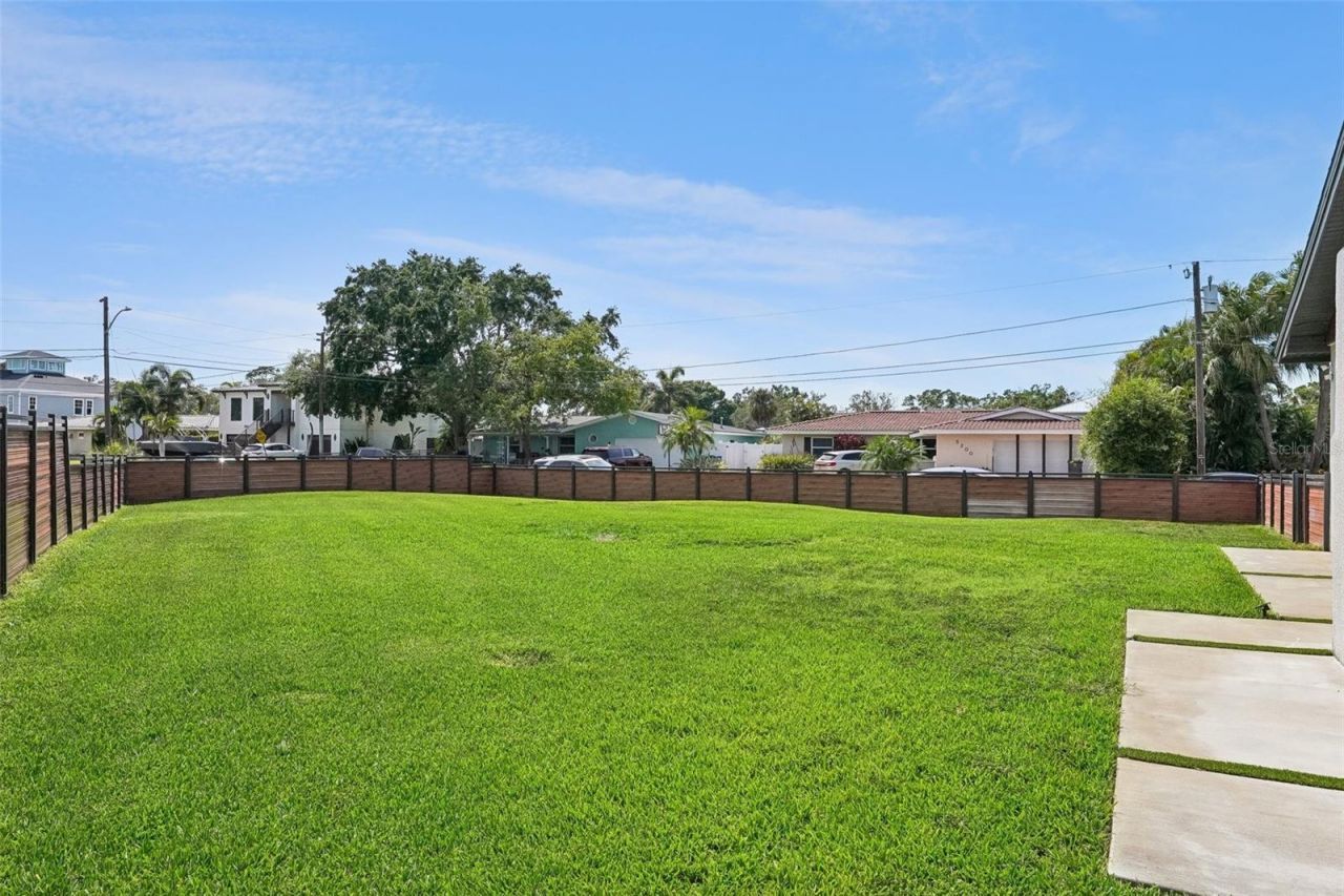 5201 Huntington Street Ne, Saint Petersburg, FL 33703 Photo