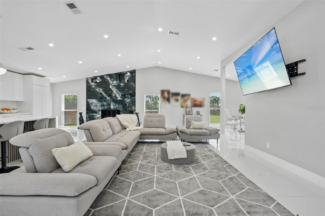 5201 Huntington Street Ne, Saint Petersburg, FL 33703 Photo