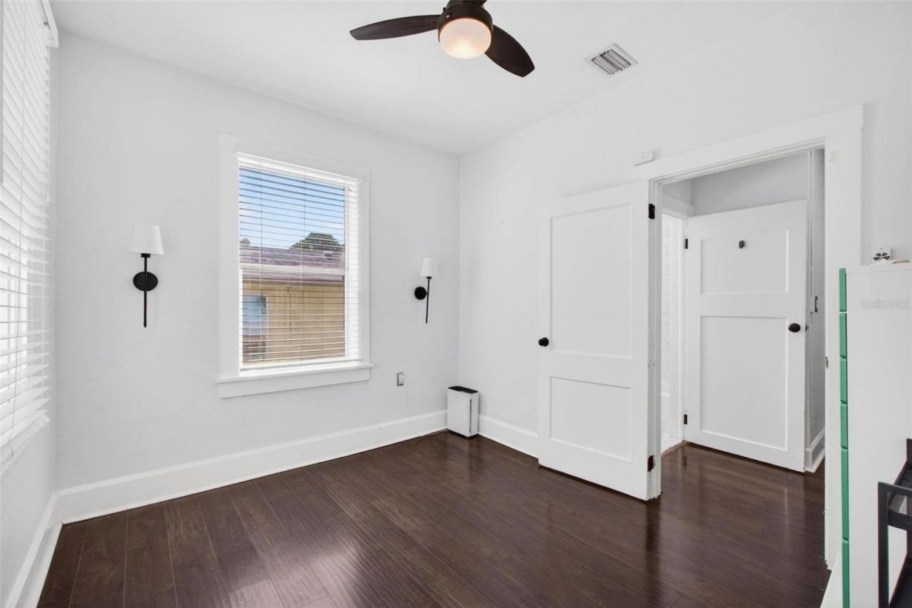 4556 Yarmouth Avenue S, Saint Petersburg, FL 33711 Photo