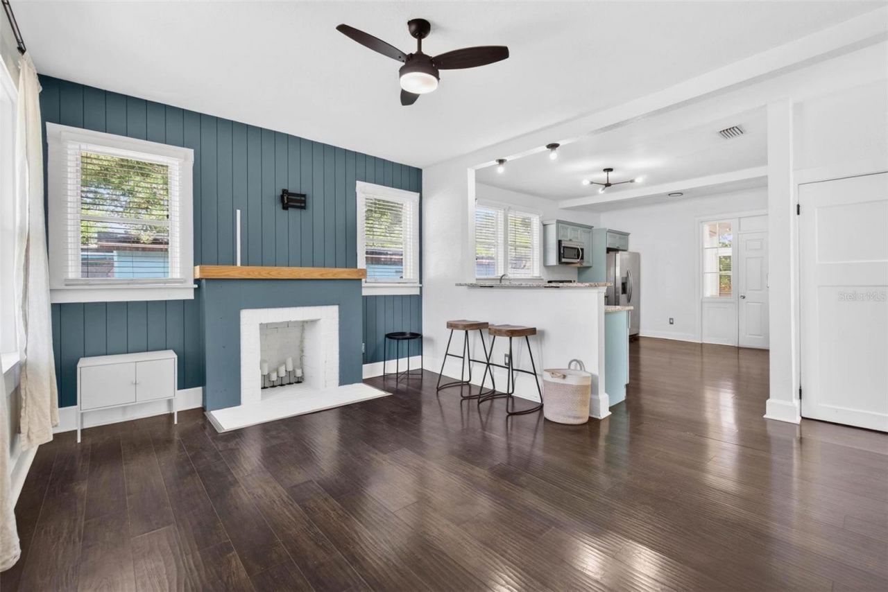 4556 Yarmouth Avenue S, Saint Petersburg, FL 33711 Photo
