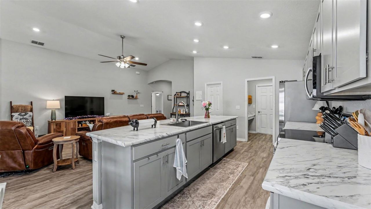 6328 Gardner Drive, Lakeland, FL 33813 Photo