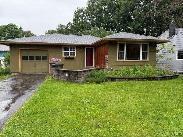 200 Gifford Parkway, Syracuse, NY 13214