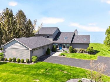 3535 Lake Road, Williamson, NY 14589