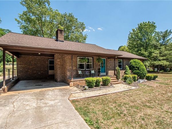 5984 Pepper Road, Oak Ridge, NC 27310