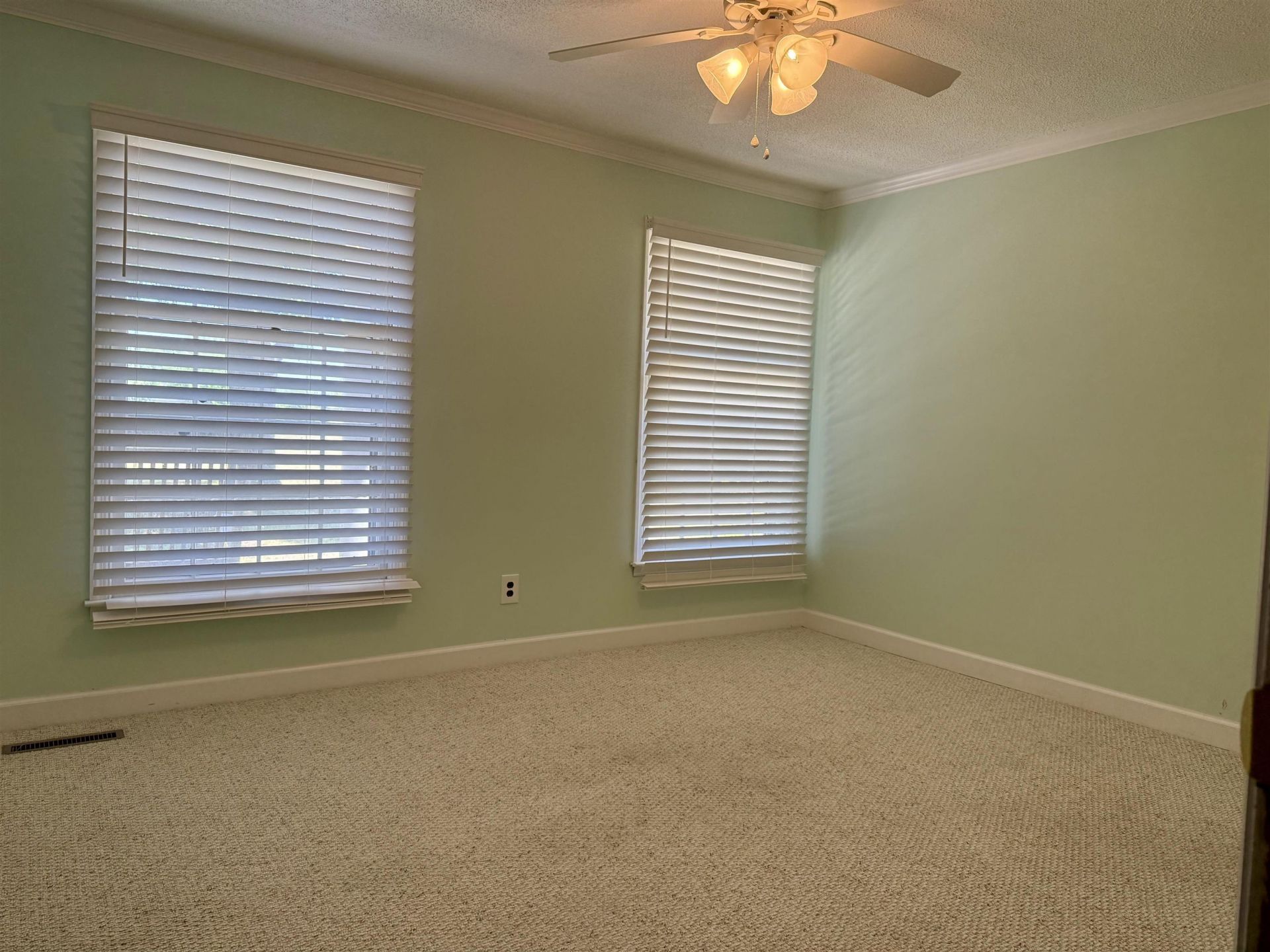950 Vox Hwy. Photo 15