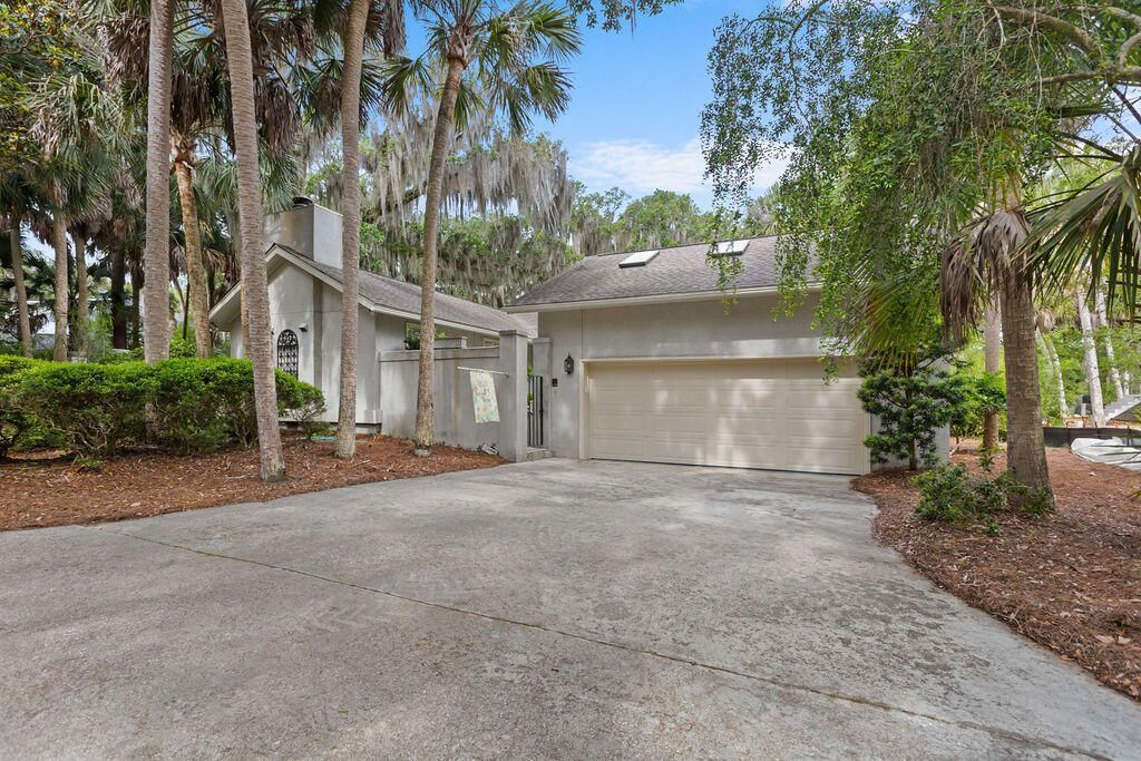 2517 Otter Lane Photo 4