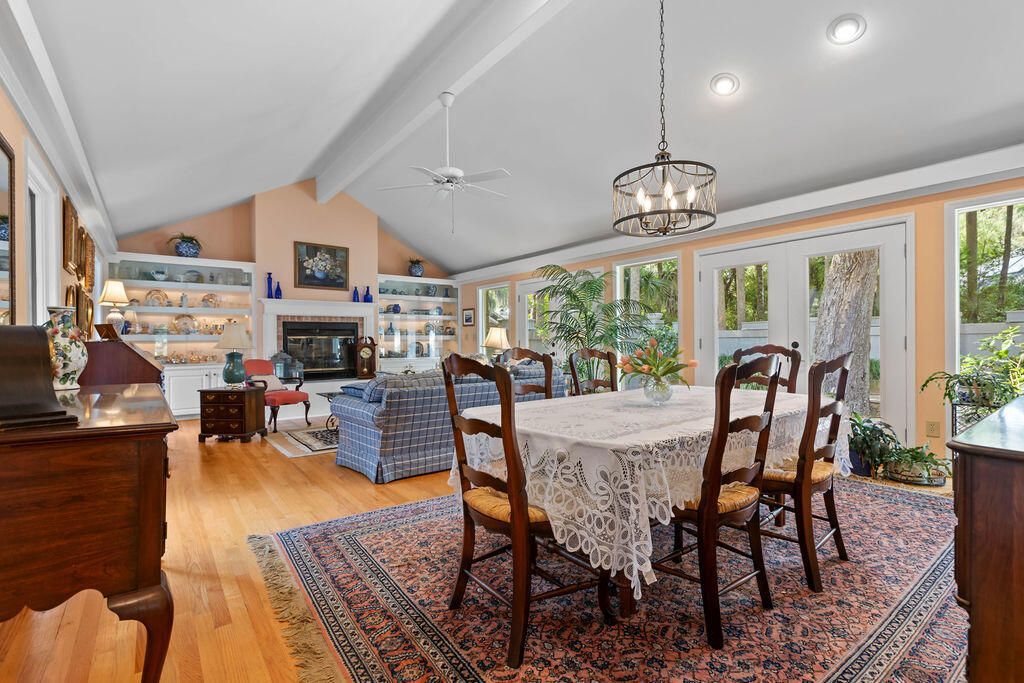 2517 Otter Lane Photo 9