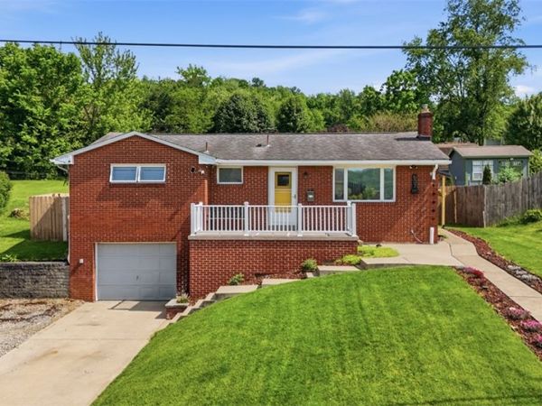 607 Stokes Dr, Elizabeth, PA 15037