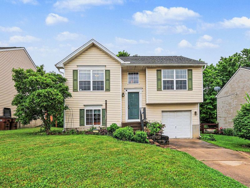 10378 Remy Lane, Florence, KY 41042 Photo 1